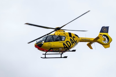 Tientallen gewonden bij botsing met touringcar vol kinderen 