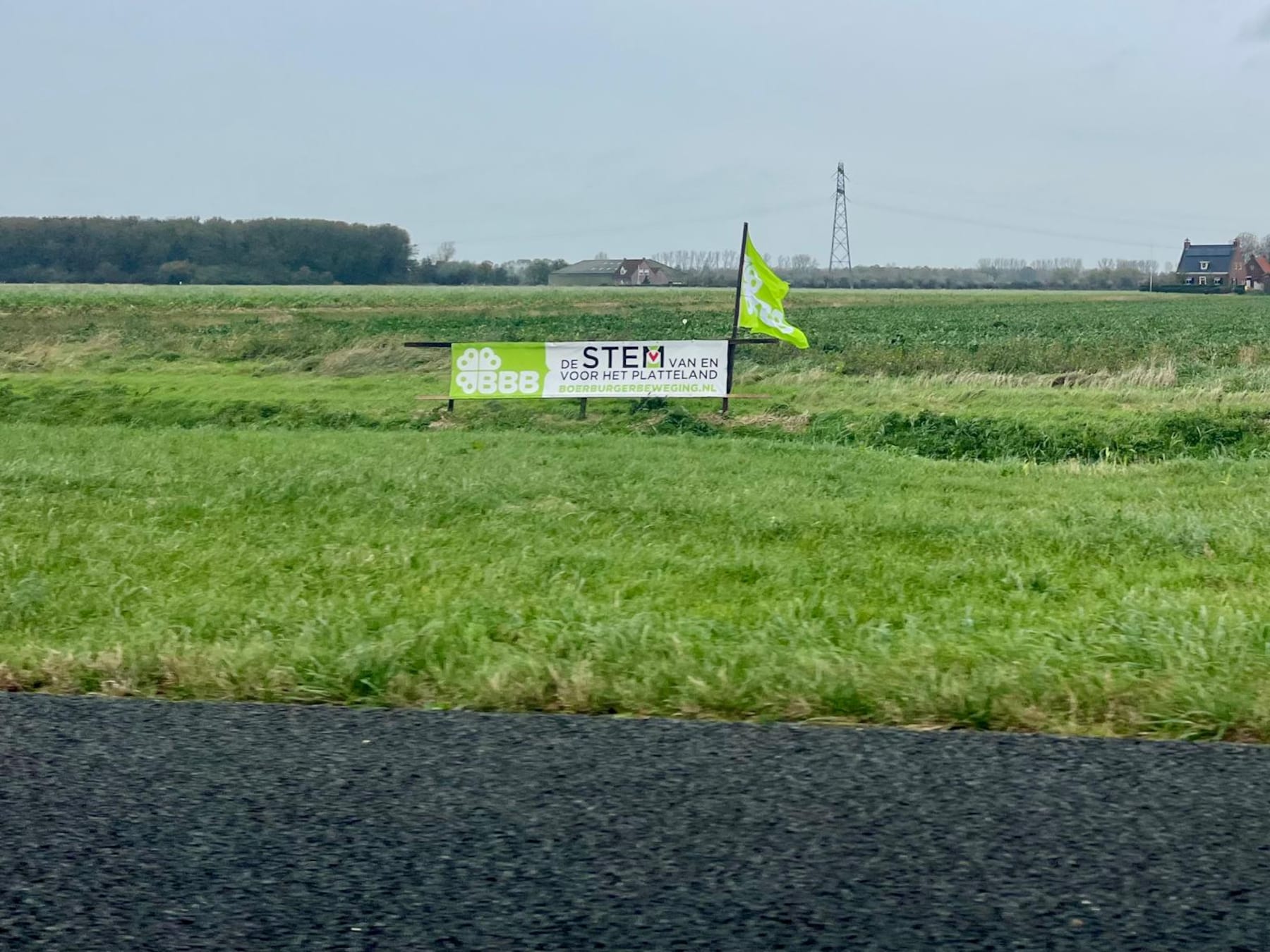 Verkiezingsborden mogen twee weken eerder langs Zeeuwse wegen worden gezet