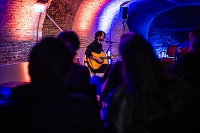 Deze artiesten staan op Popmonument 2026 in Bergen op Zoom