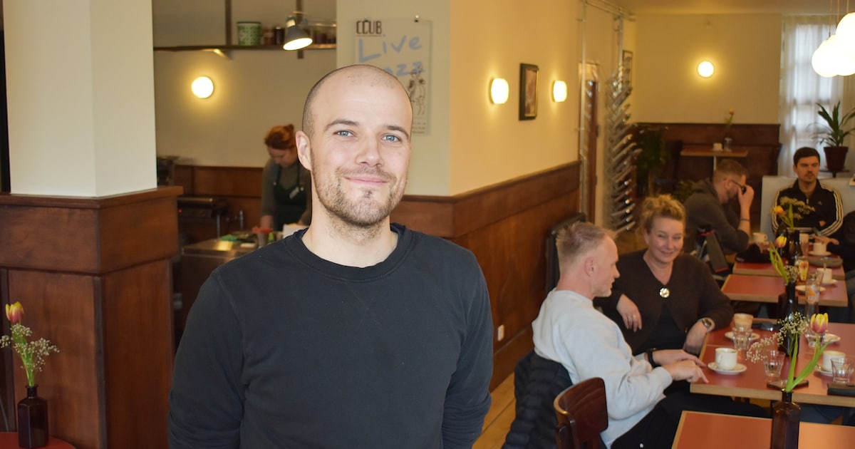 Arend opende een nieuwe ontbijt- en lunchzaak in Delfshaven: ‘Met sandwiches, salades en vers gebak’