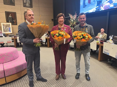 Afscheid van een duizend-dingen-doekje en een rekenmachine: elf raadsleden uitgezwaaid