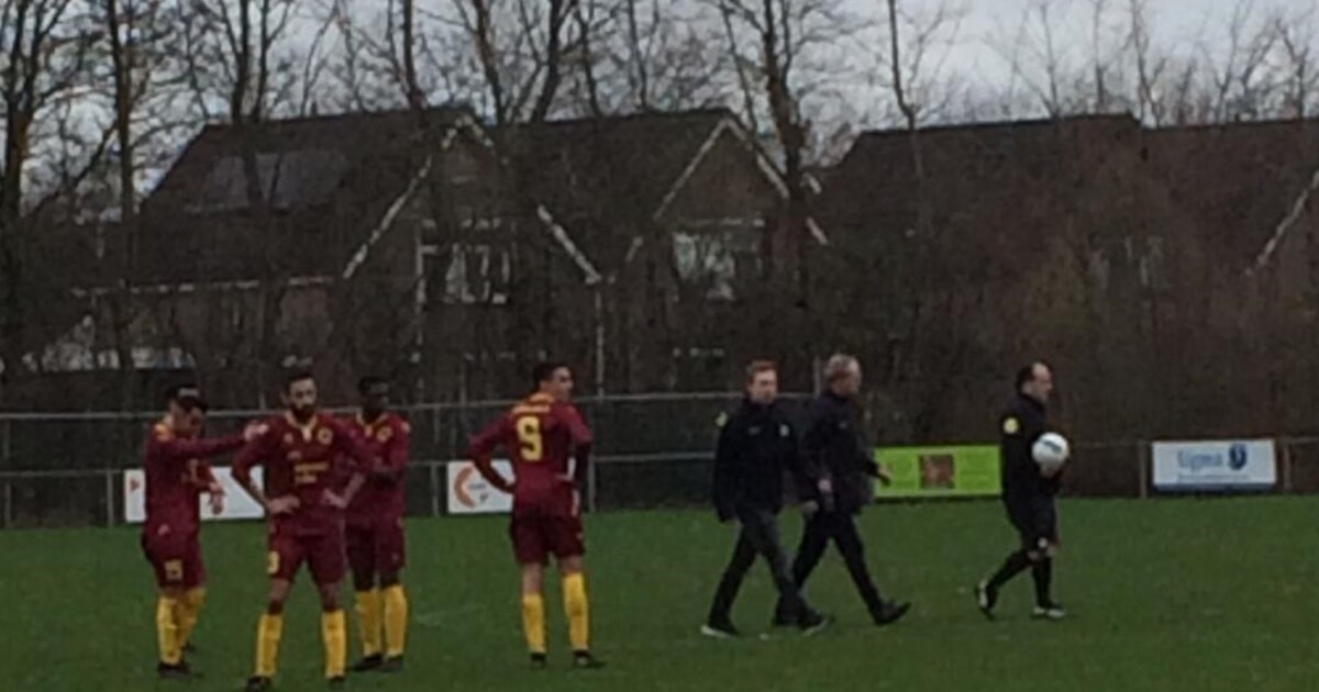 Topper Vogelwaarde-Rimboe (0-1) na 25 minuten gestaakt