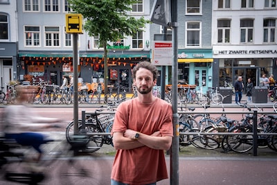 https://images.pzc.nl/MDg4NjdmYjdiM2Y3MmM3ZTYzNjQvZGlvLzI3NDc5MzMzOS9maXQtd2lkdGgvNDAw/ed202602-0401-utrecht-cas-reijnders-foto-jeroen-jumelet