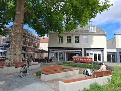 Ah! Dit komt er in het oude pand van Kruidvat op het Gouvernementsplein