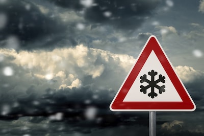 Opgepast: oudjaarsdag begint extreem glad in Zeeland, politie en KNMI waarschuwen weggebruikers