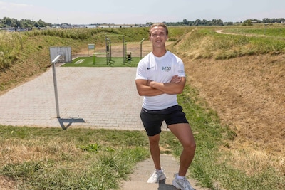 Getrainde en ongetrainde lijven: het beweegpark van Joachim (24) is voor iedereen