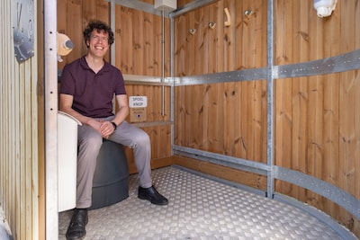 Ivo is blij met vijf nieuwe openbare toiletten (en deze zijn nog duurzaam ook)
