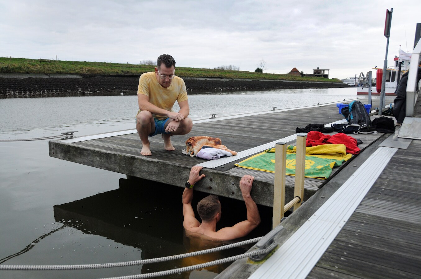 Crohn-patiënt Michael heeft zijn leven terug dankzij koudwatermethode ...