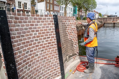Gigantische historische puzzel: 40.000 stenen op de millimeter terug op hun plek
