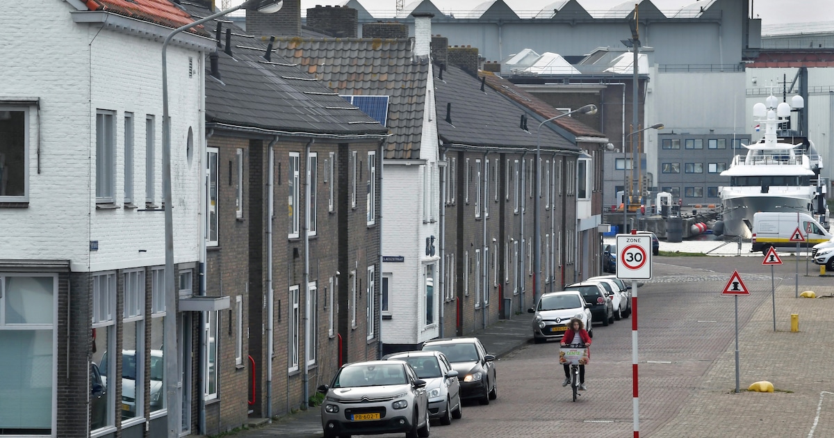 Vlissingers raken uitzicht op zee kwijt door sloop oude woningen aan Piet Heinkade