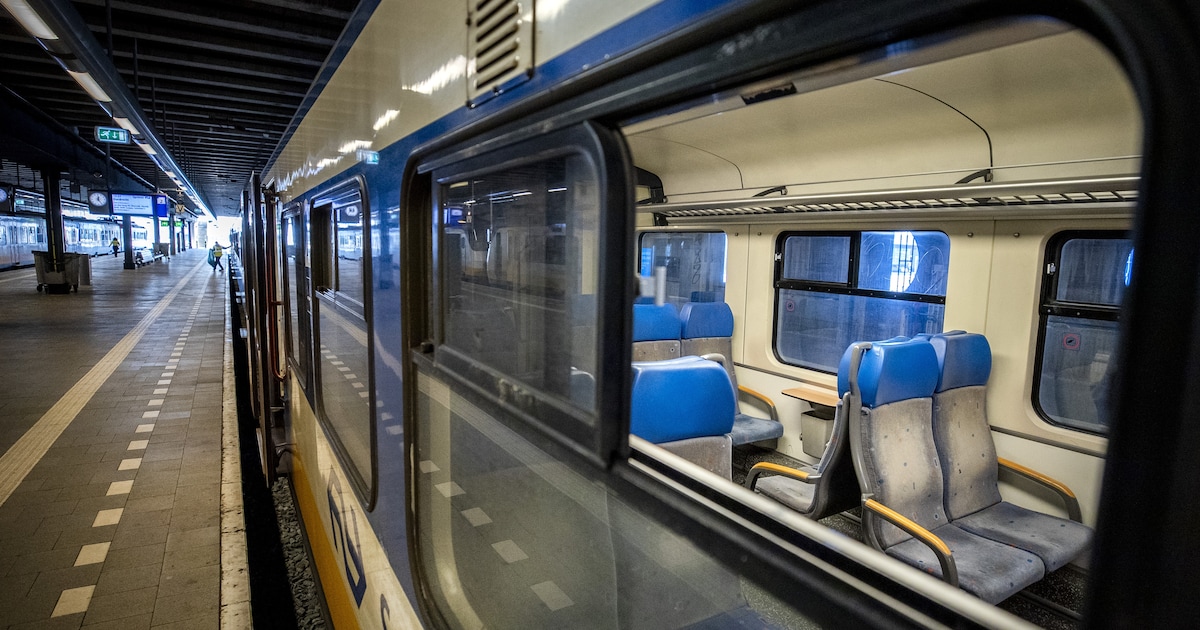 Met z’n tweeën een retourtje Utrecht-Groningen is straks goedkoper met een huurauto dan met de trein