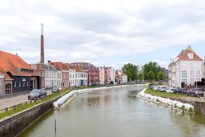 Bergen op Zoom trekt 1,4 miljoen euro extra uit voor herstel van historische kademuren