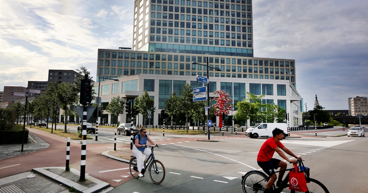 Voormalige BTZ-bazen gunnen elkaar geen blik waardig op eerste dag van megaproces in Breda