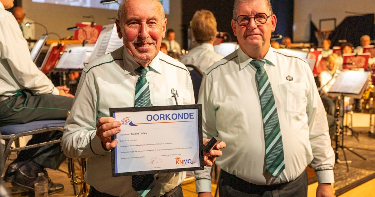 Na 70 jaar bij de fanfare is Toine Duthoy uit Aardenburg nog lang niet uitgespeeld