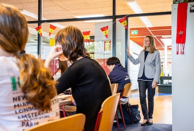 Hoe het Lodewijk College in een diepe vertrouwensc