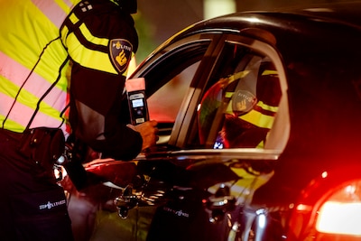 Afwijkend rijgedrag op A2: beginnend bestuurder had 10x te veel gedronken