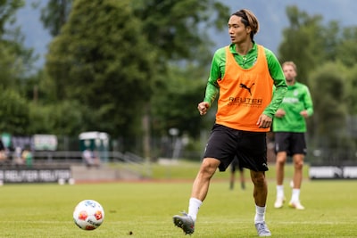 Strijd om Ko Itakura barst los: Feyenoord wil rivaal Ajax in de weg zitten