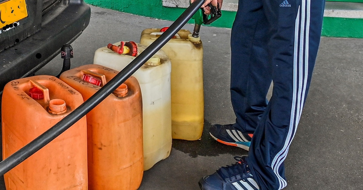 Zelzate wil ‘Zeeuws tanktoerisme’ belasten: het wegdek slijt sneller