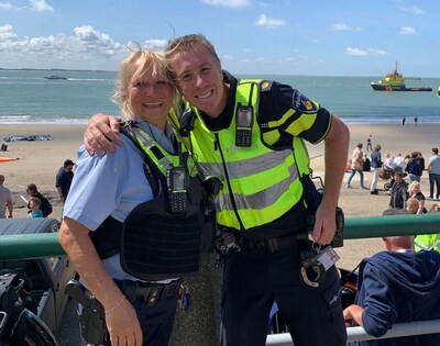 Claudia uit Krefeld is al jaren hét geheime wapen in Zeeland: ‘Duitse toeristen praten met mij zóveel makkelijker’