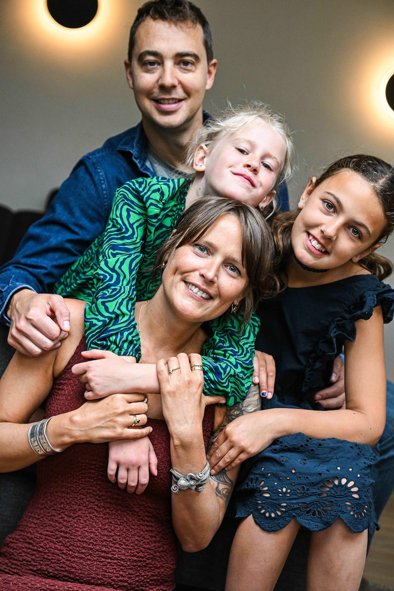 Ingetogen afscheid van 'warme, sterke Stefke', die vier jaar tegen kanker  vocht: “Ik begrijp niet hoe de wereld verder kan draaien zonder jou” | Gent  | PZC.nl
