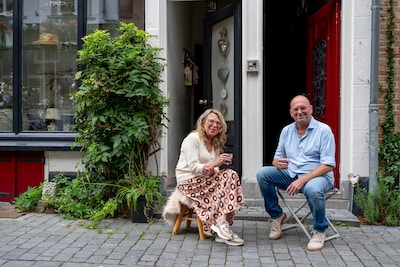 Buren Marianne en Johan zijn er voor elkaar door dik en dun: ‘We zorgen voor elkaar’