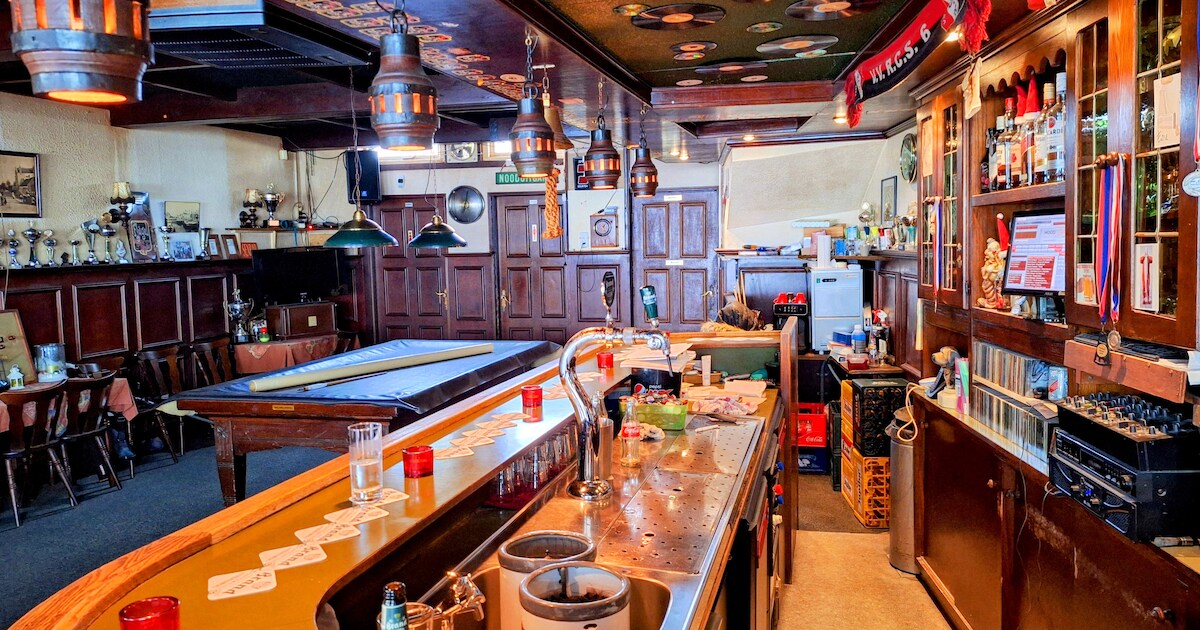 Nog even en het grootste dorp van Zeeland zit zonder café: ‘Hoe raar is dat?’