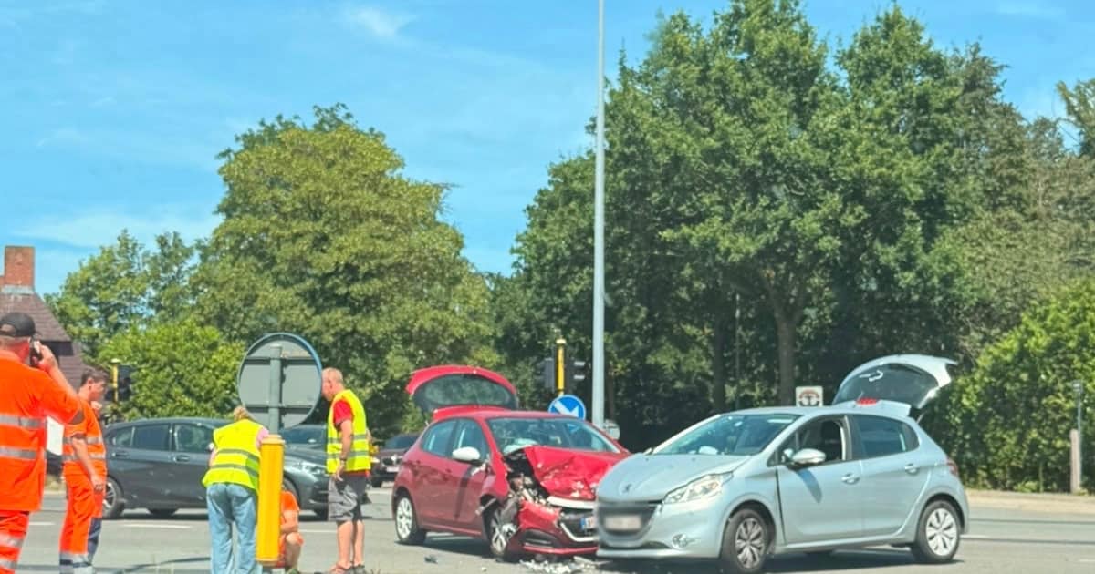 Heel wat materiële schade bij ongeval op kruispunt in Sint-Kruis