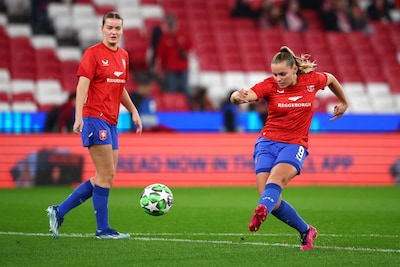 LIVE Champions League | FC Twente ontsnapt aan vroege achterstand na afgekeurde goal Benfica