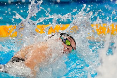 Titelverdedigster Steenbergen als tweede naar halve finales op 100 meter vrije slag