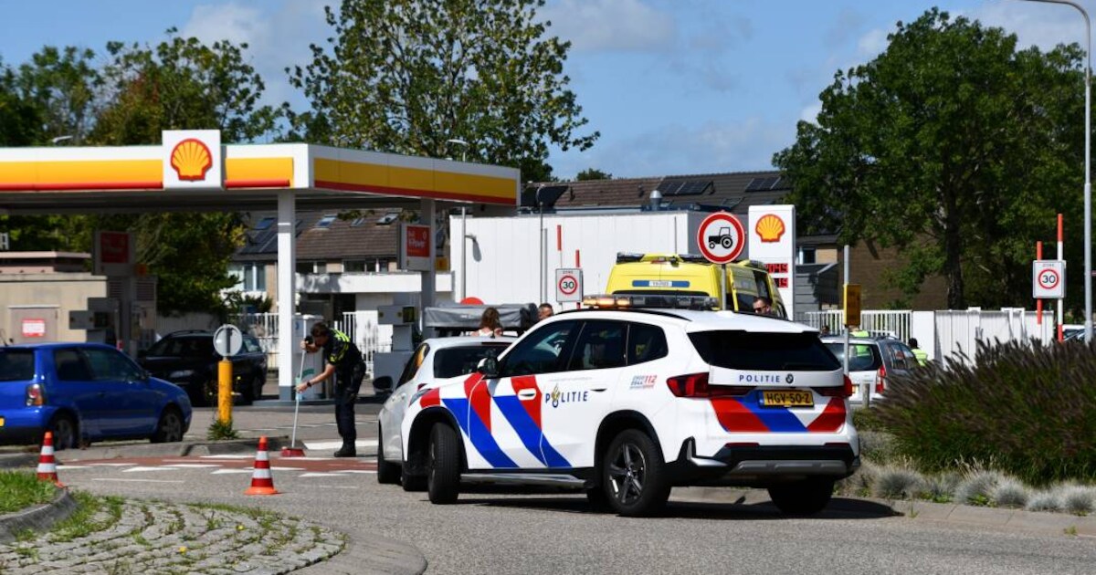 Fietser lichtgewond na botsing met auto in Middelburg.