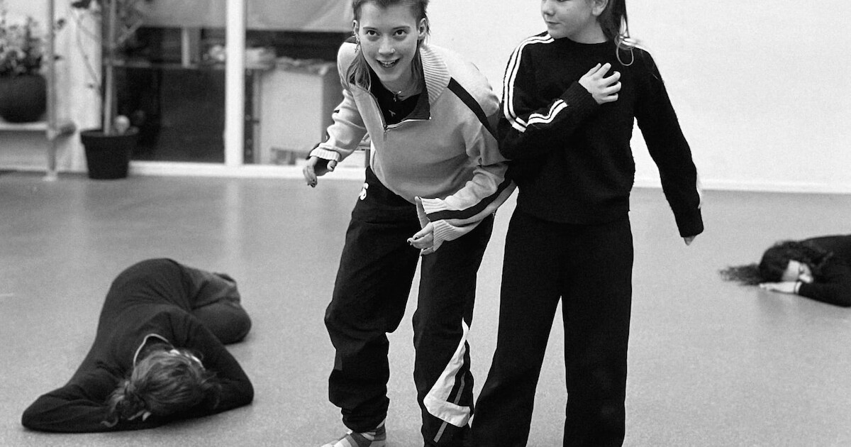 Jongeren brengen eigentijdse versie van Roodkapje