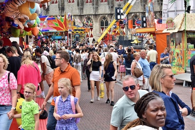Attenzione! Op deze website speel je alle geluiden van de Middelburgse kermis af