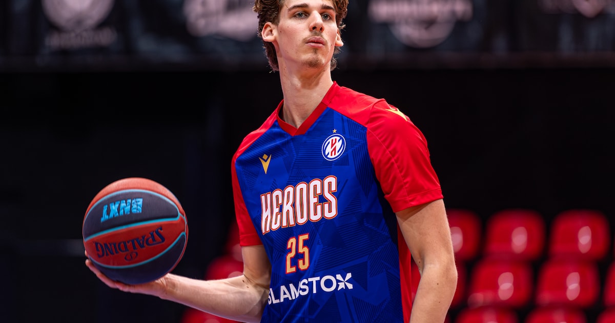 Vlissingse ‘profbasketballer’ Samuel Karel (19) woont tussen de studenten en zoekt bijbaantje om all