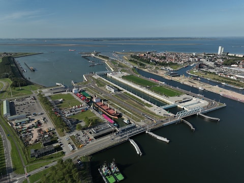 Nieuw restaurant in Terneuzen: Edwin en Bas Herman beginnen in Centraal ...