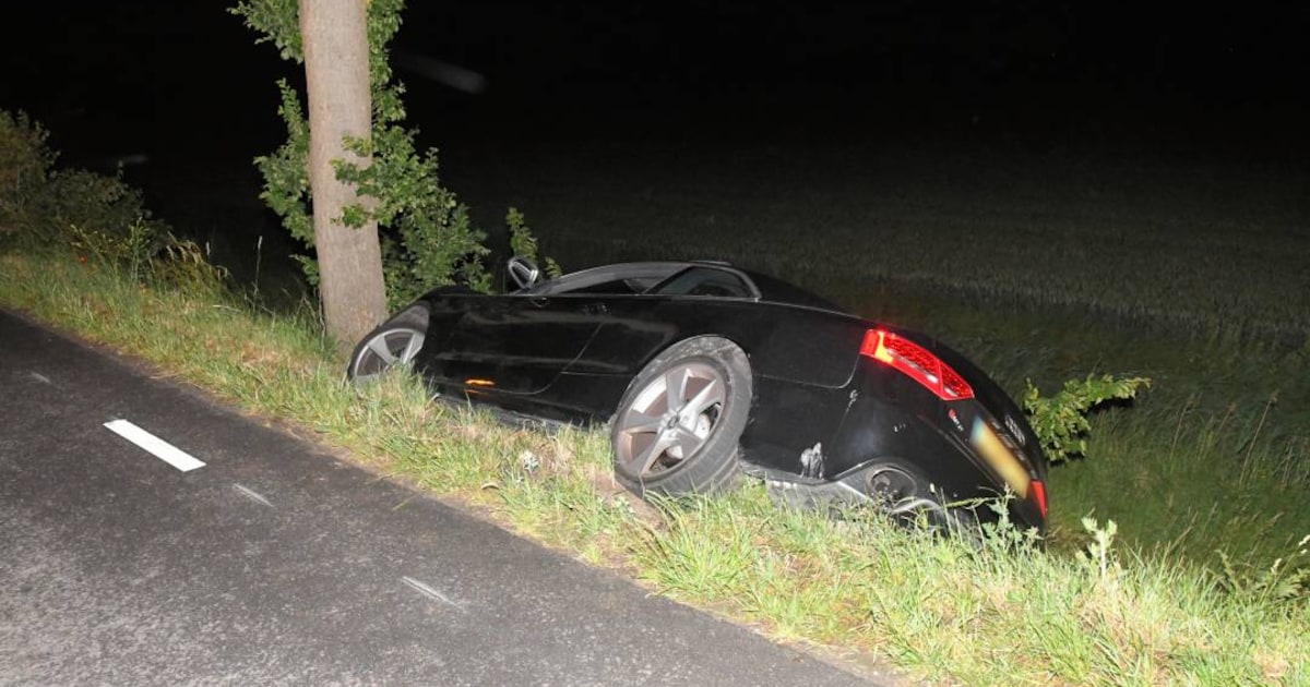 Automobilist (42) onder invloed van drugs botst tegen in Wilhelminadorp