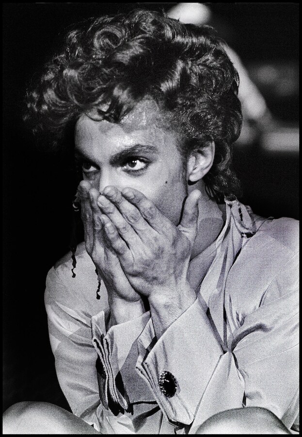 Iconische foto’s van Prince: ‘Ik verstopte camera onder lange, leren ...