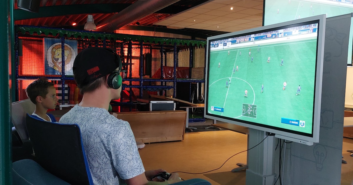 Voetbalwedstrijden volgend seizoen ook op de spelcomputer? Zeelandia ...