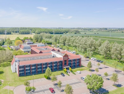 Twee asielzoekers veroordeeld voor openlijke geweldpleging in azc in Goes, maar straf valt lager uit dan geëist