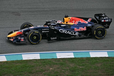Max Verstappen vol vertrouwen naar kwalificatie in Maleisië, Kimi Antonelli toont spierballen in laatste training