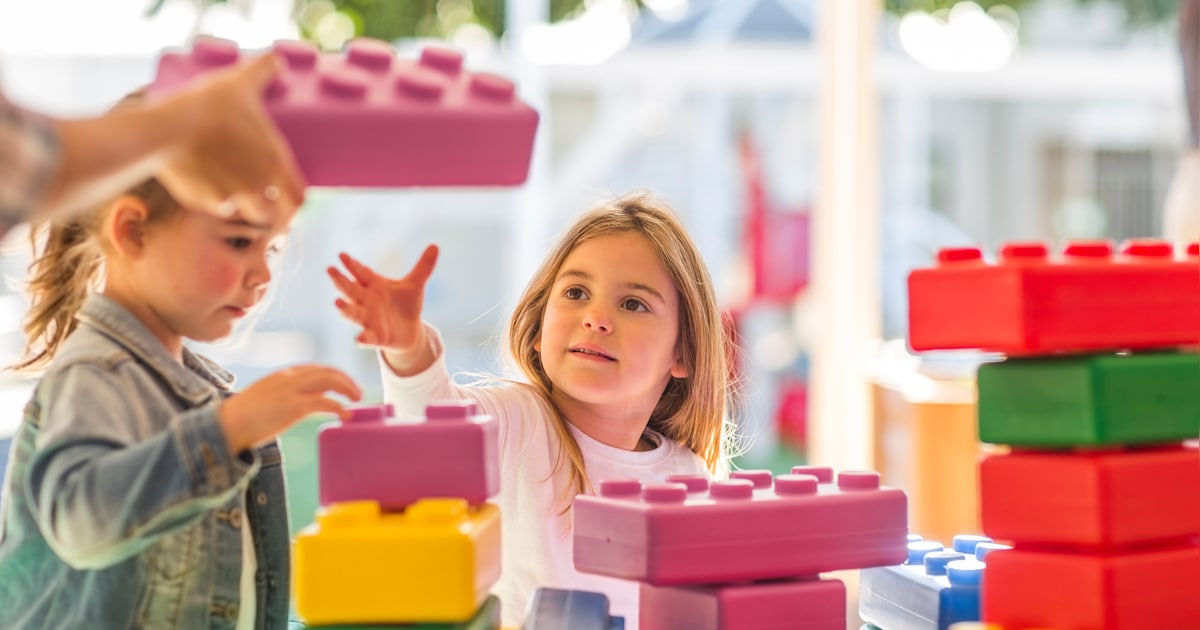 Beweegmeemarkt in Sint-Maartensdijk voor ouders en jonge kinderen