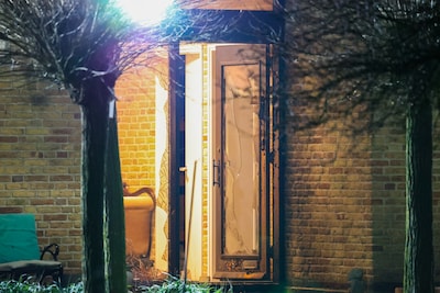 Twee verdachten aangehouden na explosie bij woning in Dirksland