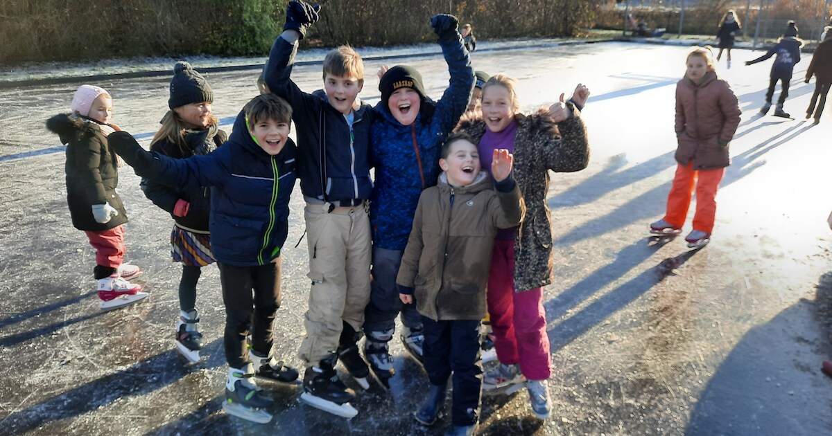 Dankzij vier enthousiaste vaders kan de jeugd in Wolphaartsdijk lekker schaatsen