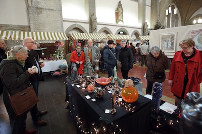 Boekenmarkt de kerk uit, straks ook in Steenbergen?