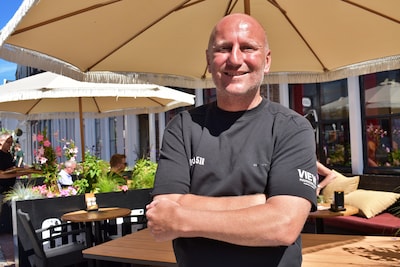 René-Michel runt al vijf jaar Gasterij51: ‘Dit soort eetcafés zijn er niet veel meer’