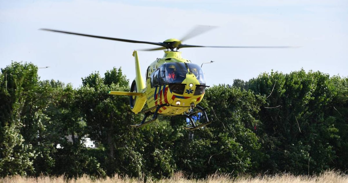 Traumahelikopter landt in Vlissingen voor gevallen fiester