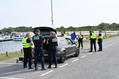 Waslijst aan overtredingen bij grootschalige verkeerscontrole op N57 bij  Vrouwenpolder