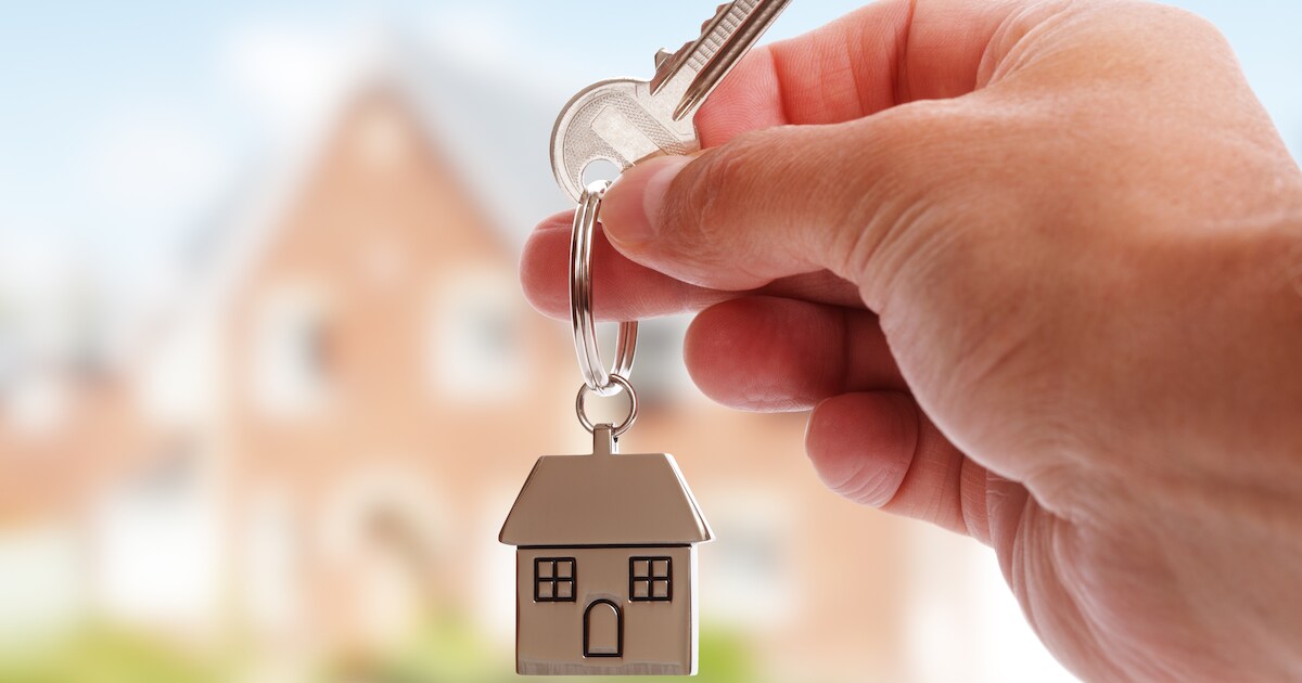 Tien woningen in Koudekerke gerenoveerd, sleuteluitreiking aan nieuwe huurders in oktober