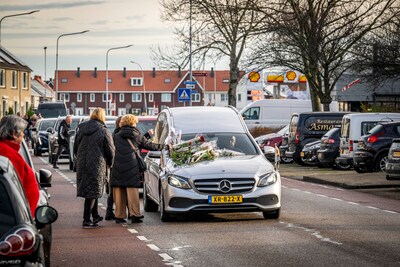 Middelburg neemt afscheid van Petra Bakker: ‘Een wereldmens met een hart van goud’