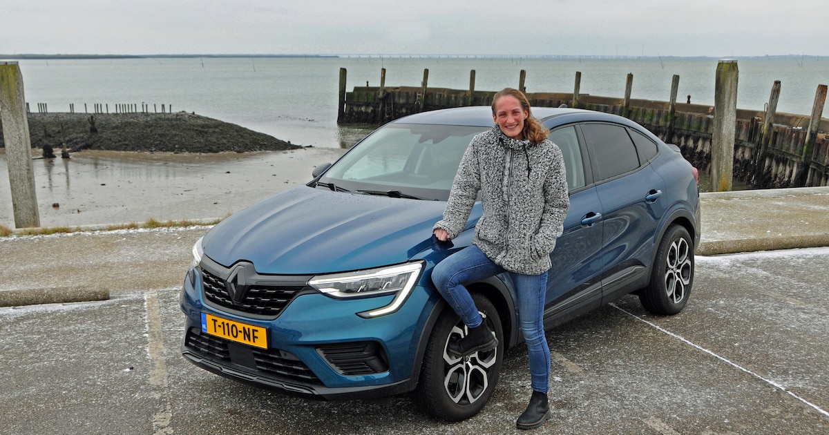 Buschauffeuse Arlet kiest bewust voor grote ‘bak’: ‘Moet ik toch lekker zelf weten?’