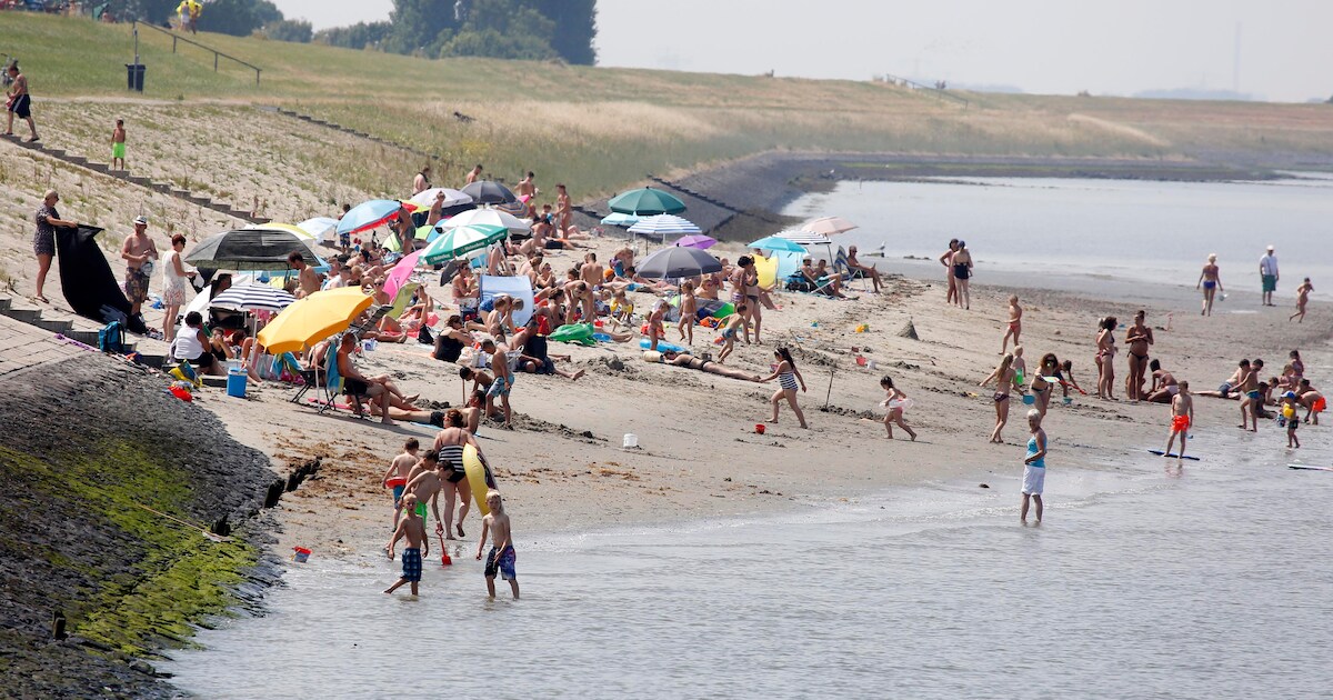 Hulster strandjes liggen er straks weer piekfijn bij